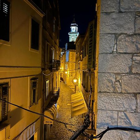 Charming Apartment In Old Town Split Extérieur photo